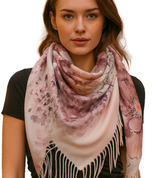Women's scarf with floral pattern 100x100