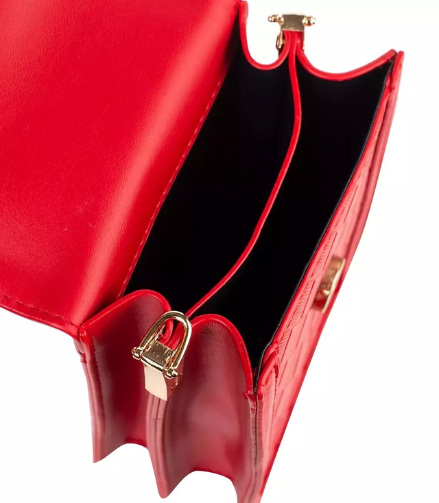 Mała torebka saszetka z klapą pikowany przód