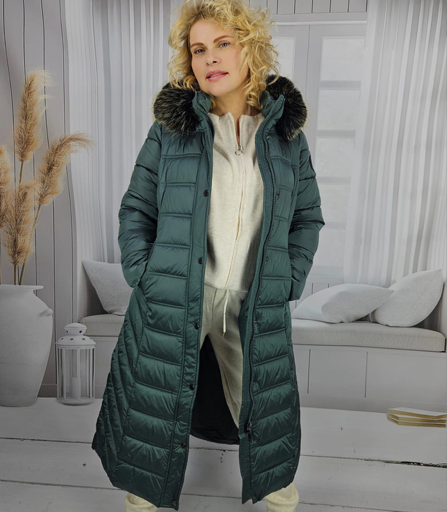 Long quilted winter warm coat with hood ARCTICA jacket