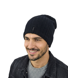 Knitted beanie hat with patch - style and comfort