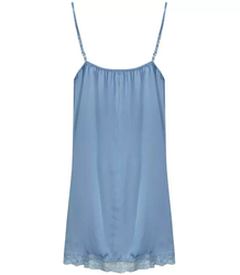 Satynowa sukienka z koronką na ramiączkach