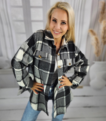 Loose, warm, checkered women's shirt. Longer back CLARE