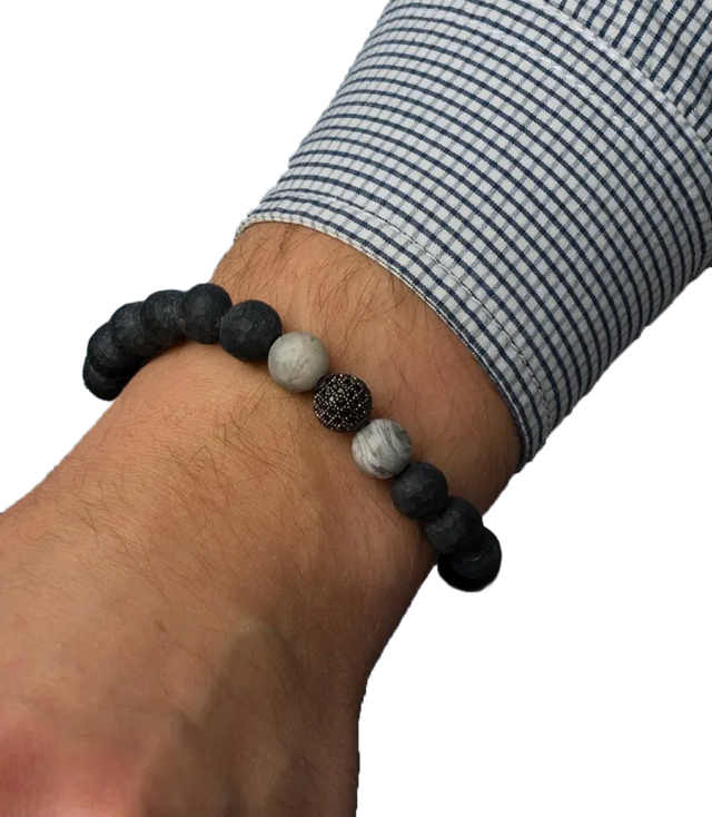 Men's bracelet with natural stones