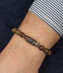 Men's bracelet with natural stones