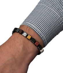 Men's bracelet with natural stones