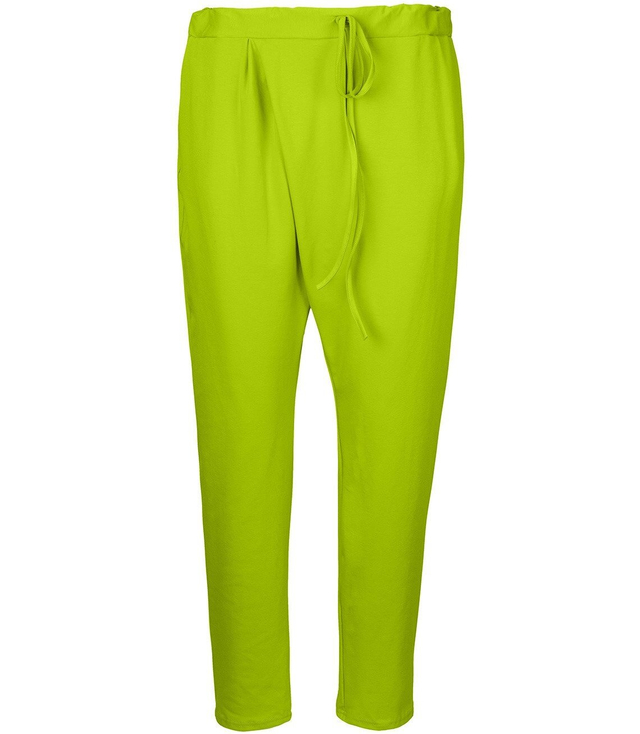 Women&#39;s fabric trousers with a BAGGY tab