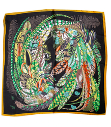 Chustka delikatna elegancka apaszka ozdobiona przepięknym wzorem