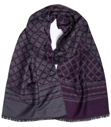 Men's scarf with tassels in patterns