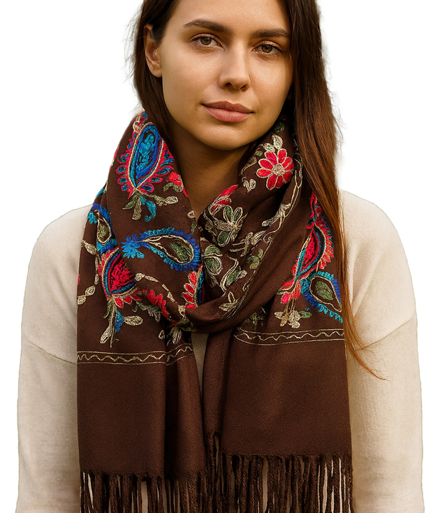 Szal damski haft z roślinnym ornamentem