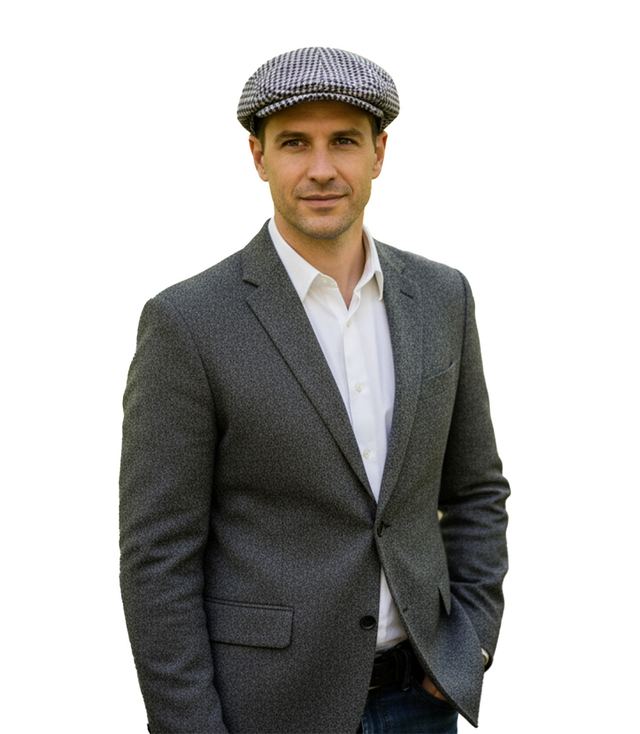 Stylish smooth men's helmet Universal color scheme