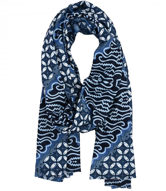 Warm stylish scarf geometric pattern soft smooth 180x75 cm