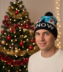 Winter Christmas hat with pom-pom - perfect for preze