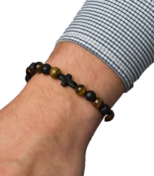 Men's bracelet with natural stones
