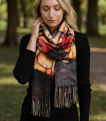 Women's scarf with abstract motif tassels
