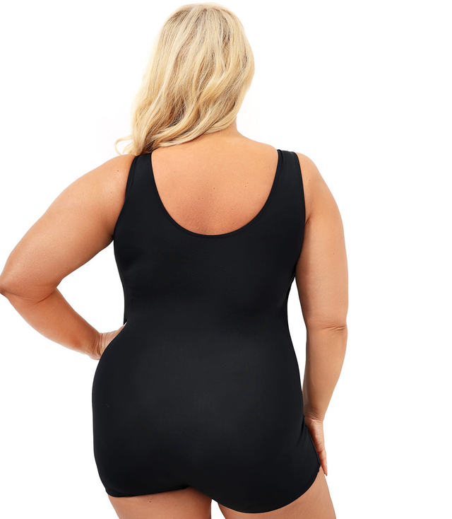 One-piece covered leisure swimsuit