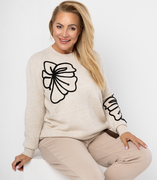 Classic women's sweater with 3D flower applique CLASSIC BLOOM