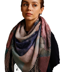 Kwiatowa chusta damska lekka – elegancka apaszka 100x100