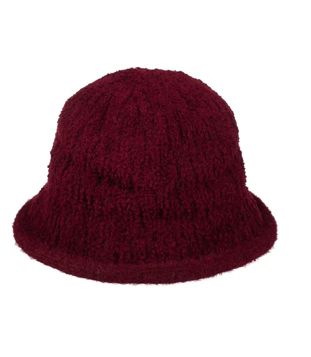 Women's hat made of soft teddy fabric