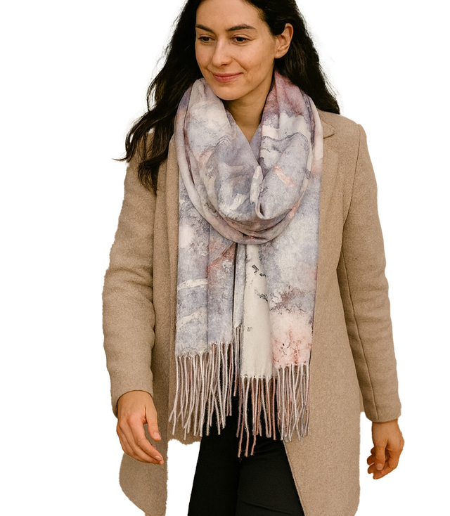 Women's scarf fashionable pattern with tassels