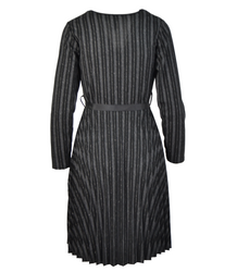 Classic envelope sole midi dress