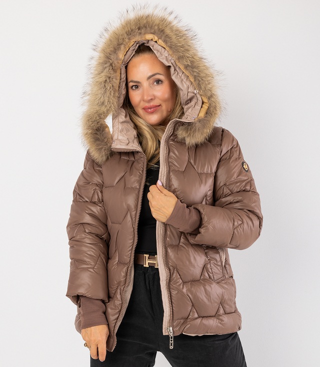 Pikowana kurtka zimowa z kapturem futerkiem ARIA PUFF PLUS SIZE