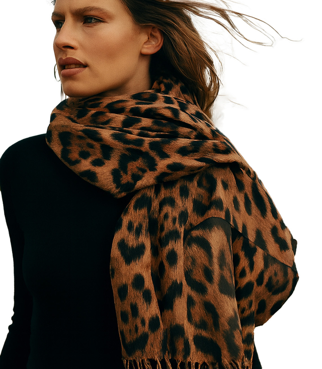Women's scarf with leopard fashion pattern 180x70