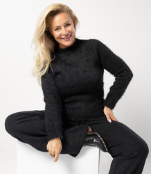 Fluffy short sweater with round neck MILA