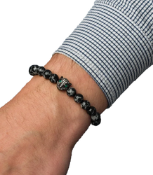 Men's bracelet with natural stones