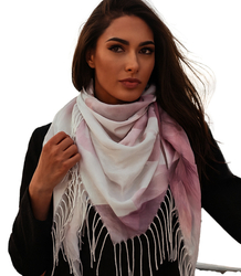 Women's scarf with floral pattern 100x100