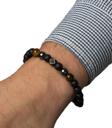 Men's bracelet with natural stones
