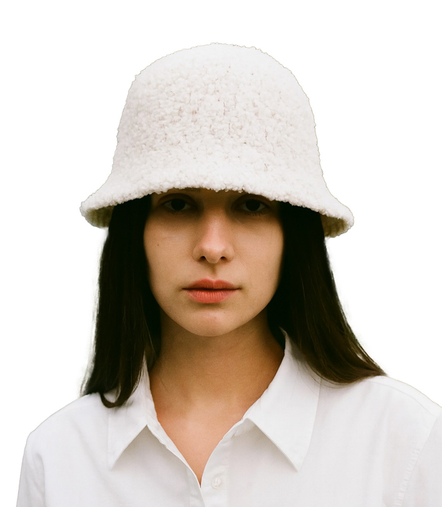 Women's hat made of soft teddy fabric