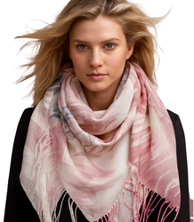 Women's scarf with floral pattern 100x100
